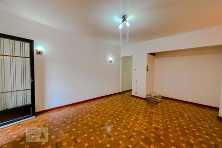 Casa para alugar com 150m², 2 quartos e 1 vagaSala