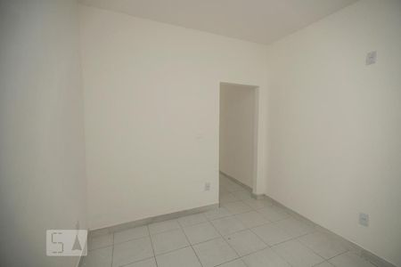 Quarto de casa para alugar com 1 quarto, 80m² em Cascadura, Rio de Janeiro