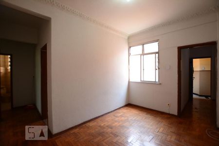 Sala de apartamento à venda com 2 quartos, 80m² em Parada de Lucas, Rio de Janeiro