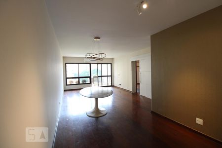 Sala  de apartamento para alugar com 4 quartos, 170m² em Perdizes, São Paulo