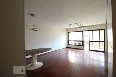 Sala  de apartamento para alugar com 4 quartos, 170m² em Perdizes, São Paulo