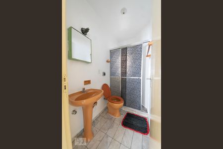 Banheiro de apartamento para alugar com 1 quarto, 52m² em Centro, São Leopoldo