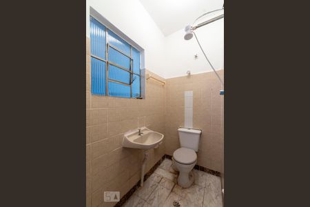 Banheiro de casa para alugar com 2 quartos, 60m² em Itaquera, São Paulo