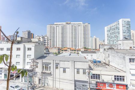 Vista Sacada Sala de apartamento para alugar com 2 quartos, 74m² em Barra Funda, São Paulo