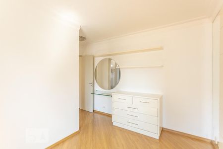 Suíte de apartamento para alugar com 2 quartos, 74m² em Barra Funda, São Paulo