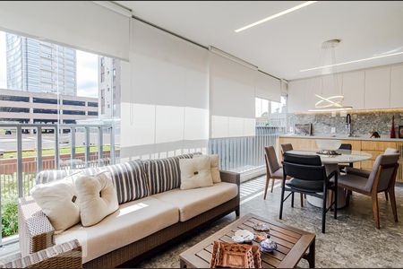 Varanda de apartamento à venda com 2 quartos, 96m² em Pinheiros, São Paulo
