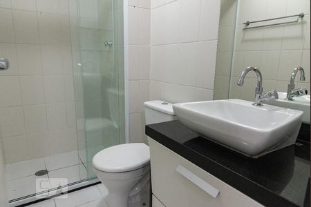 Banheiro de apartamento para alugar com 1 quarto, 36m² em Cambuci, São Paulo