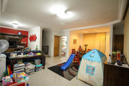 Sala 1 de casa à venda com 5 quartos, 400m² em Vila Paulicéia, São Paulo