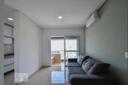 Sala de Estar de apartamento à venda com 2 quartos, 70m² em Brooklin Paulista, São Paulo