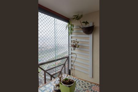 Sacada de apartamento à venda com 3 quartos, 68m² em Vila Euclides, São Bernardo do Campo