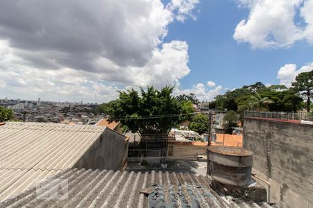 Vista do Quarto de casa para alugar com 1 quarto, 70m² em Parque Ramos Freitas, São Paulo