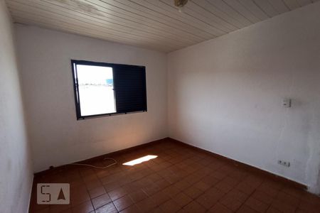 Quarto de casa para alugar com 2 quartos, 100m² em Vila Antonieta, São Paulo