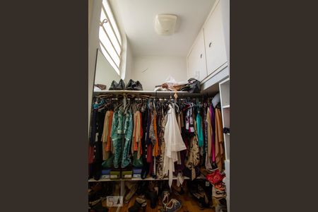 Closet da Suíte de apartamento para alugar com 4 quartos, 148m² em Perdizes, São Paulo