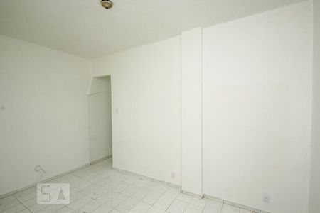 Sala/Quarto de kitnet/studio para alugar com 1 quarto, 19m² em Centro, Rio de Janeiro