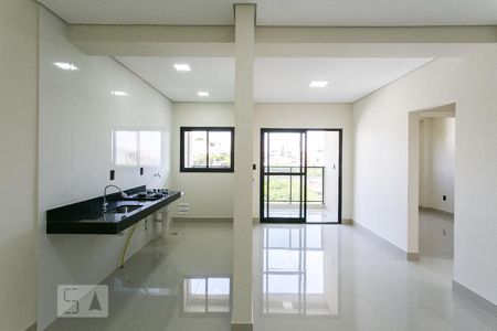 Sala e Cozinha de apartamento para alugar com 2 quartos, 50m² em Vila Esperança, São Paulo