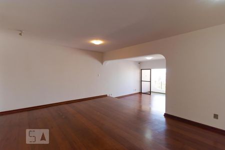 Salas de apartamento para alugar com 3 quartos, 210m² em Cambuí, Campinas