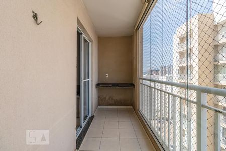 Varanda de apartamento à venda com 2 quartos, 72m² em Jardim Tupanci, Barueri