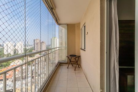 Varanda de apartamento à venda com 2 quartos, 72m² em Jardim Tupanci, Barueri