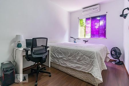 Quarto 1 de apartamento para alugar com 2 quartos, 58m² em Pechincha, Rio de Janeiro