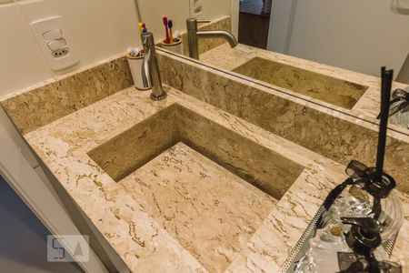 Banheiro Pia de apartamento à venda com 1 quarto, 34m² em Barra Funda, São Paulo