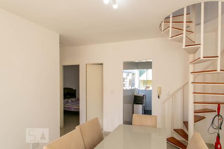 Sala de apartamento para alugar com 2 quartos, 60m² em Santa Amélia, Belo Horizonte