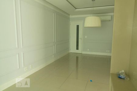 Sala  de apartamento à venda com 2 quartos, 85m² em Icaraí, Niterói