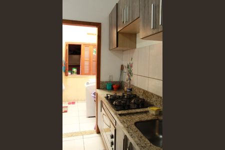 Cozinha de casa à venda com 2 quartos, 70m² em Estância Velha, Canoas