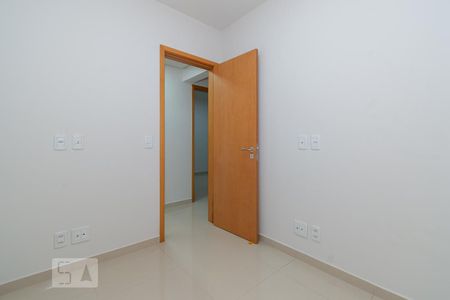 Quarto 1 de apartamento para alugar com 3 quartos, 70m² em Setor Sudoeste, Goiânia