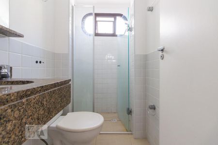 Banheiro da suíte de apartamento para alugar com 1 quarto, 50m² em Consolação, São Paulo