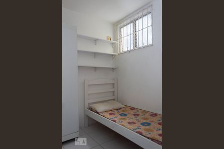 Quarto 1 de apartamento para alugar com 2 quartos, 40m² em Costa Azul, Salvador