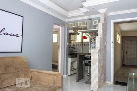 Sala de apartamento para alugar com 2 quartos, 40m² em Costa Azul, Salvador