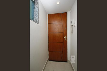 Hall de Entrada de kitnet/studio para alugar com 1 quarto, 22m² em Centro, Rio de Janeiro