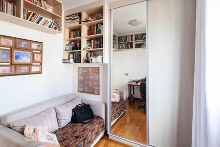 Quarto  de apartamento para alugar com 2 quartos, 77m² em Cruzeiro, Belo Horizonte