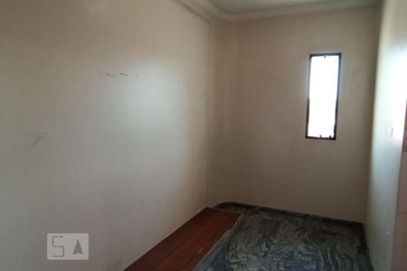 Closet de casa para alugar com 3 quartos, 367m² em Jardim Vila Formosa, São Paulo