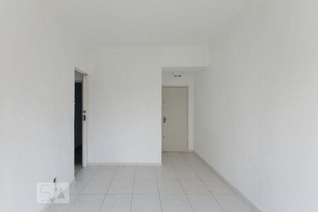 Apartamento à venda com 75m², 2 quartos e sem vagaSala