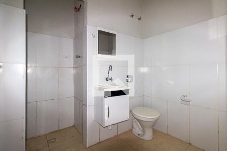 Banheiro de kitnet/studio para alugar com 1 quarto, 42m² em Bela Vista, São Paulo