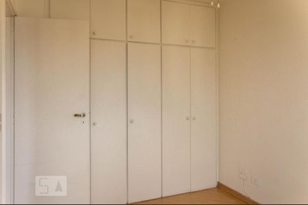 Quarto 1 de apartamento para alugar com 2 quartos, 75m² em Jardim Taquaral, São Paulo