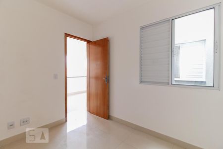 Quarto 1 de apartamento para alugar com 2 quartos, 38m² em Vila Invernada, São Paulo