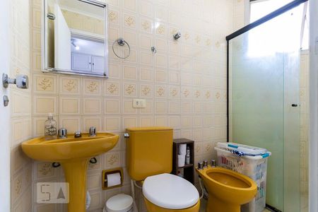Banheiro da suíte de apartamento à venda com 2 quartos, 74m² em Bosque, Campinas