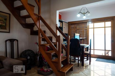 Sala de casa à venda com 3 quartos, 180m² em Campo Novo, Porto Alegre