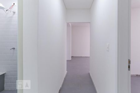 Corredor de apartamento para alugar com 2 quartos, 73m² em Água Branca, São Paulo