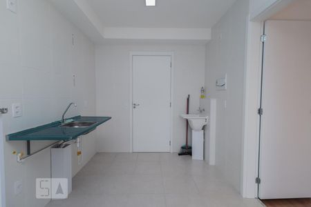 Cozinha e Área De Serviço de apartamento à venda com 1 quarto, 33m² em Água Branca, São Paulo