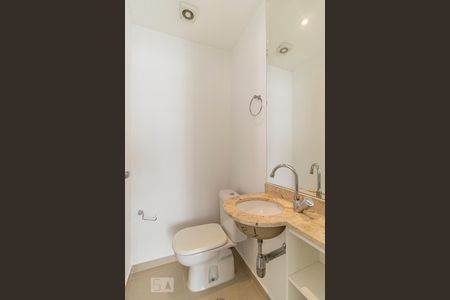 Lavabo de apartamento à venda com 3 quartos, 159m² em Consolação, São Paulo