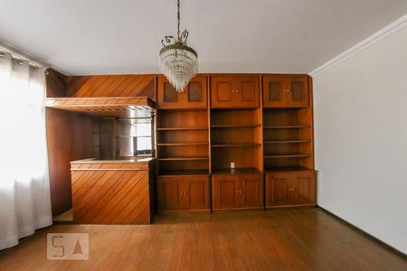Sala de casa para alugar com 6 quartos, 256m² em Calafate, Belo Horizonte