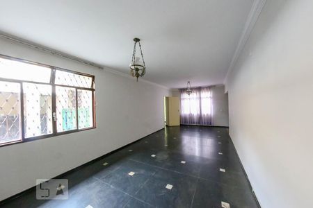 Sala 2 de casa para alugar com 6 quartos, 256m² em Calafate, Belo Horizonte