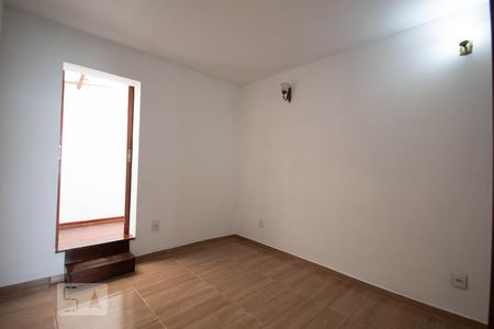 Suíte de casa para alugar com 5 quartos, 130m² em Bonfim, Osasco