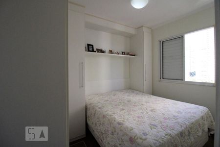 Suíte  de apartamento para alugar com 2 quartos, 51m² em Vila Anastácio, São Paulo