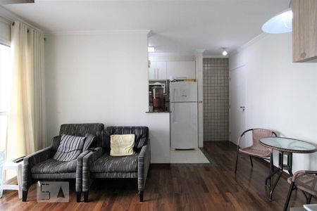 Sala  de apartamento para alugar com 2 quartos, 51m² em Vila Anastácio, São Paulo