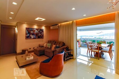 Sala de apartamento à venda com 3 quartos, 157m² em Vila Rosalia, Guarulhos