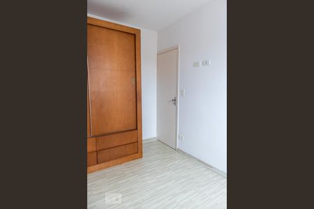 Quarto 1 de apartamento para alugar com 2 quartos, 49m² em Vila Mazzei, São Paulo